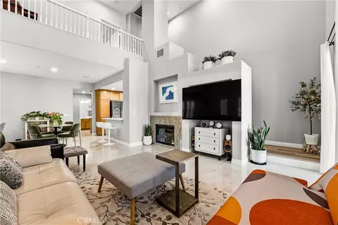 143 Lockford, Irvine, CA 92602