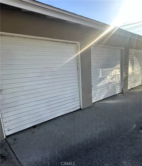 735 Barris, Fullerton, CA 92832 photo 6