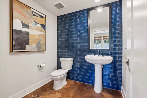 Bath - 831 S Grable Cir, Orange, CA 92868 photo 2 of 5
