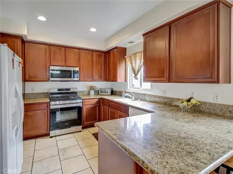 Kitchen - 619 E Realty St, Carson, CA 90745 photo 5 of 6