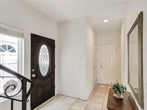 Entry Way - 619 E Realty St, Carson, CA 90745 photo 4 of 10