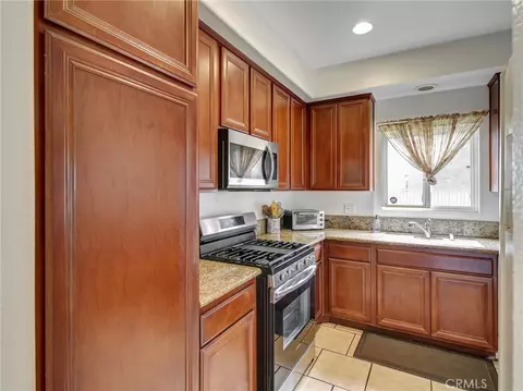 Kitchen - 619 E Realty St, Carson, CA 90745 photo 1 of 6