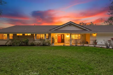 28572 Meadow Mesa Ln, Escondido, CA 92026