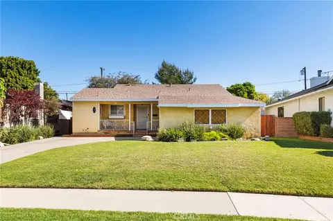 2334 Iroquois Ave, Long Beach, CA 90815