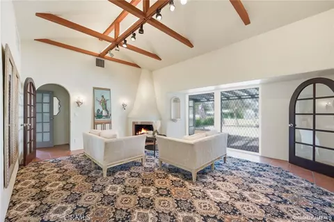 Living - 1314 E Chapman, Orange, CA 92866 photo 3 of 4