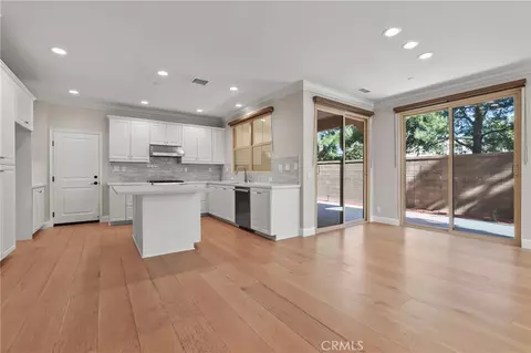 83 Henson, Irvine, CA 92620
