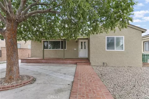 7641 Beck Ave, North Hollywood, CA 91605