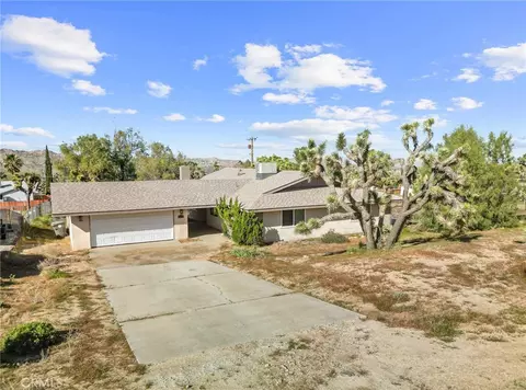 56620 Hidden Gold Dr, Yucca Valley, CA 92284
