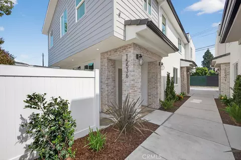 15536 Colorado Ave, Paramount, CA 90723