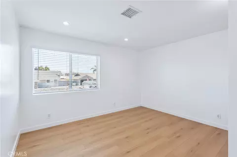 Bedroom - 637 Lagoon St, Needles, CA 92363 photo 4 of 6