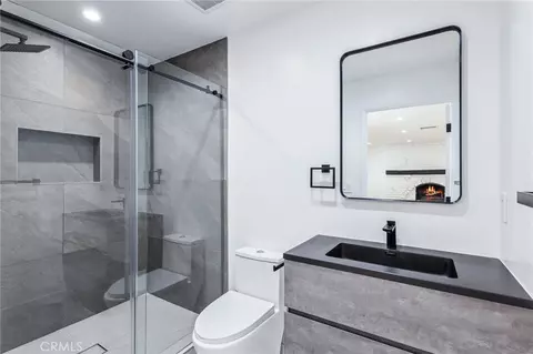Bath - 637 Lagoon St, Needles, CA 92363 photo 11 of 13