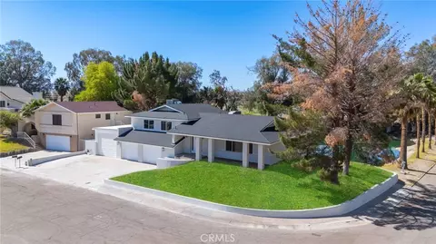 Exterior - 637 Lagoon St, Needles, CA 92363 photo 12 of 14