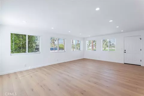 Living - 637 Lagoon St, Needles, CA 92363 photo 9 of 15