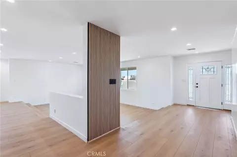 Entry Way - 637 Lagoon St, Needles, CA 92363 photo 3 of 7