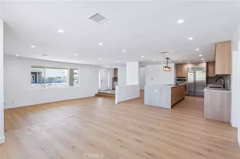 Living - 637 Lagoon St, Needles, CA 92363 photo 6 of 15