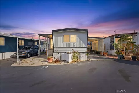 1660 Whittier Ave #SPC 29, Costa Mesa, CA 92627