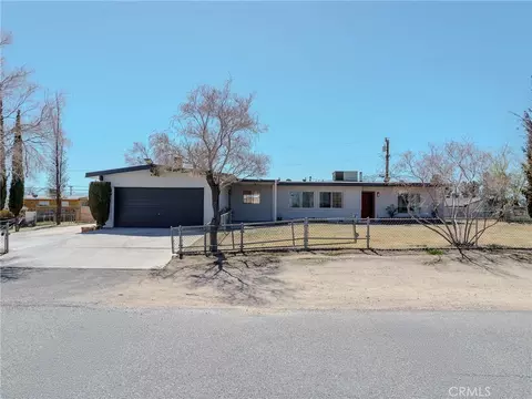 15801 Malpais Ln, Victorville, CA 92394