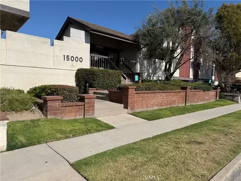 15000 Halldale Ave #210, Gardena, CA 90247
