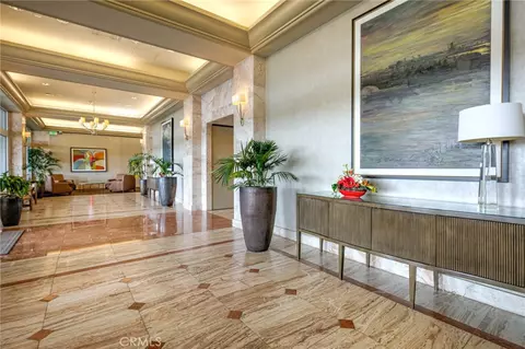 Entry Way - 525 E Seaside Way #807, Long Beach, CA 90802 photo 2 of 2