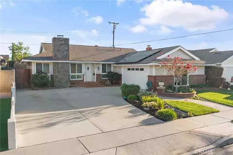 5258 Hanover Dr, Cypress, CA 90630