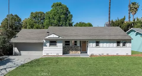 16125 Haynes St, Van Nuys, CA 91406