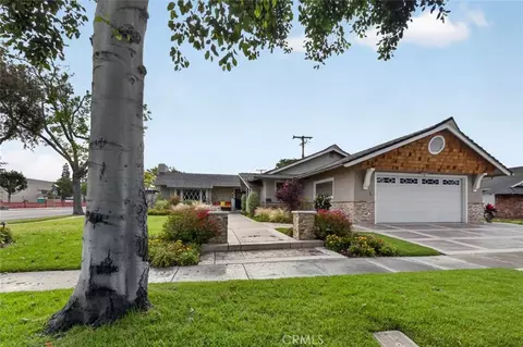3342 Hillrose Dr, Rossmoor, CA 90720