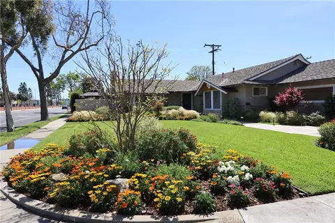3342 Hillrose Dr, Rossmoor, CA 90720