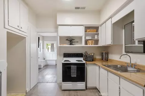 Kitchen - 637 E Van Bibber, Orange, CA 92866 photo 3 of 3
