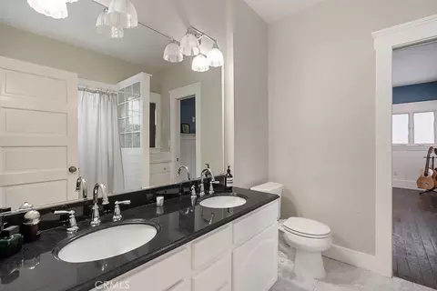 Bath - 637 E Van Bibber, Orange, CA 92866 photo 1 of 5