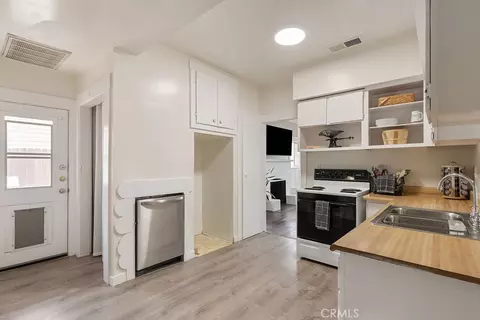 Kitchen - 637 E Van Bibber, Orange, CA 92866 photo 1 of 3