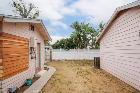 Exterior - 637 E Van Bibber, Orange, CA 92866 photo 12 of 18