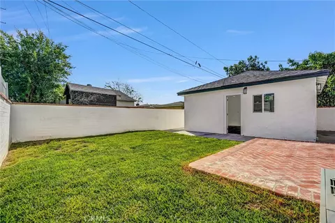 Exterior - 1200 S Castlegate, Compton, CA 90221 photo 5 of 8
