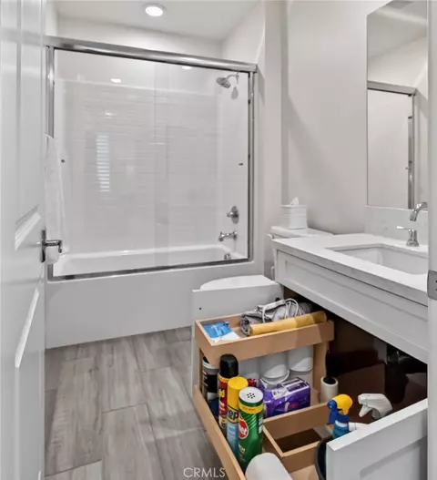 Bath - 3446 Doheny Way, Dana Point, CA 92629 photo 3 of 4