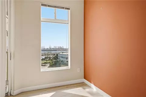 Bedroom - 488 E Ocean #1518, Long Beach, CA 90802 photo 4 of 4