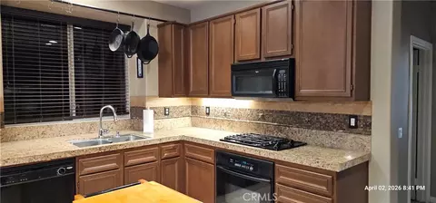 Kitchen - 42283 Hideaway, Indio, CA 92203 photo 2 of 2