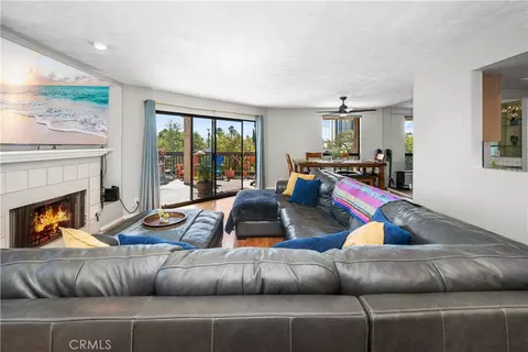 1425 E 2nd St #301, Long Beach, CA 90802