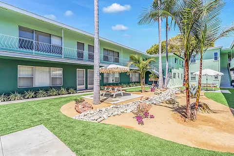 1212 E 3rd, Long Beach, CA 90802 photo 2