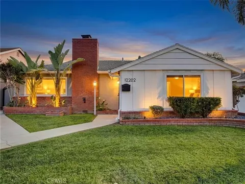 12202 Orange Dr, Whittier, CA 90601