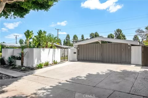 3030 Roxanne Ave, Long Beach, CA 90808