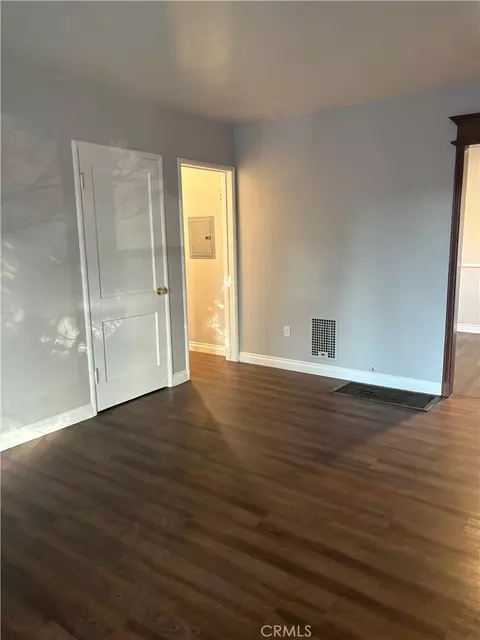 Living - 2444 Pacific, Long Beach, CA 90806 photo 4 of 9