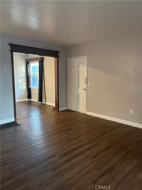 Living - 2444 Pacific, Long Beach, CA 90806 photo 5 of 9