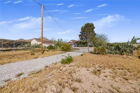 Exterior - 31212 Rabbit Springs Rd, Lucerne Valley, CA 92356 photo 13 of 13