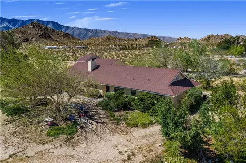 Exterior - 31212 Rabbit Springs Rd, Lucerne Valley, CA 92356 photo 5 of 13