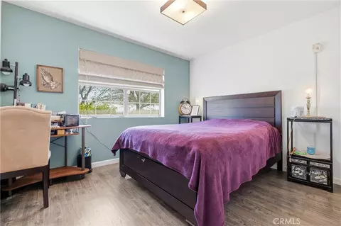 Bedroom - 31212 Rabbit Springs Rd, Lucerne Valley, CA 92356 photo 6 of 7