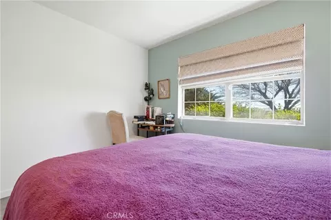 Bedroom - 31212 Rabbit Springs Rd, Lucerne Valley, CA 92356 photo 7 of 7