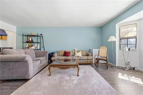 Living - 31212 Rabbit Springs Rd, Lucerne Valley, CA 92356 photo 3 of 3