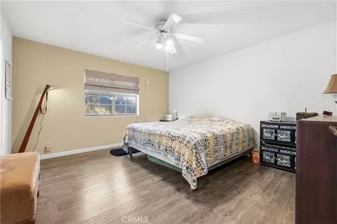 Bedroom - 31212 Rabbit Springs Rd, Lucerne Valley, CA 92356 photo 3 of 7