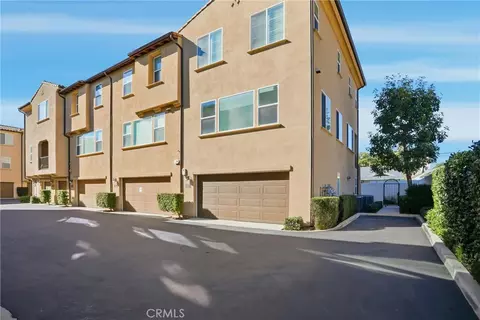 811 N Dalton Ave #105, Azusa, CA 91702