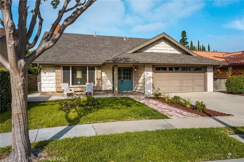 5743 Coke Ave, Lakewood, CA 90712