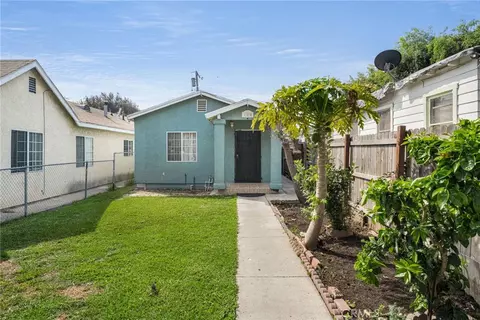 180 E 67th St, Long Beach, CA 90805